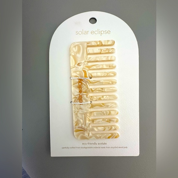 Anthropologie Accessories - Anthropologie Comb-Solar eclipse-eco friendly acetate NWT